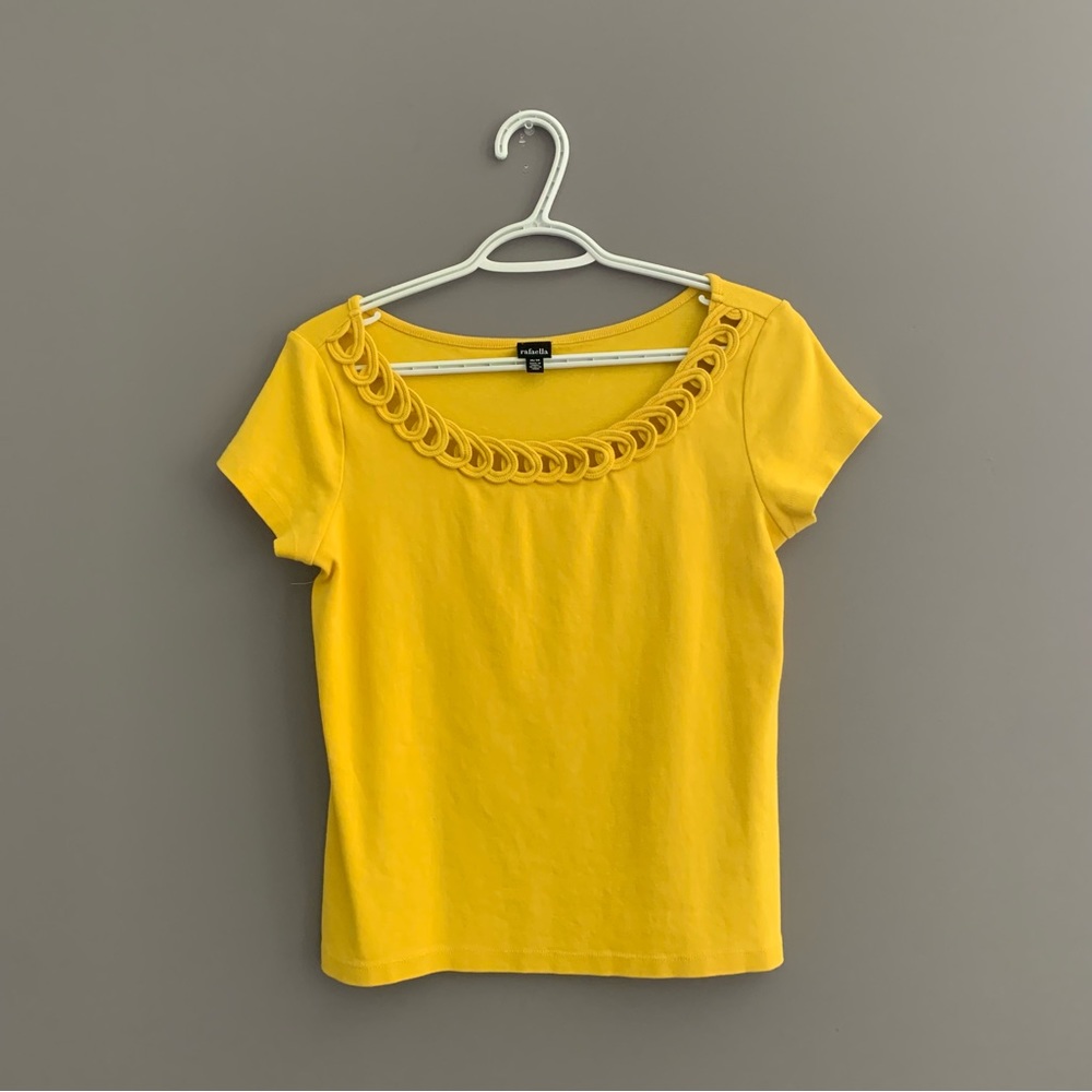 Rafaella Medium Yellow Short Sleeve Tee